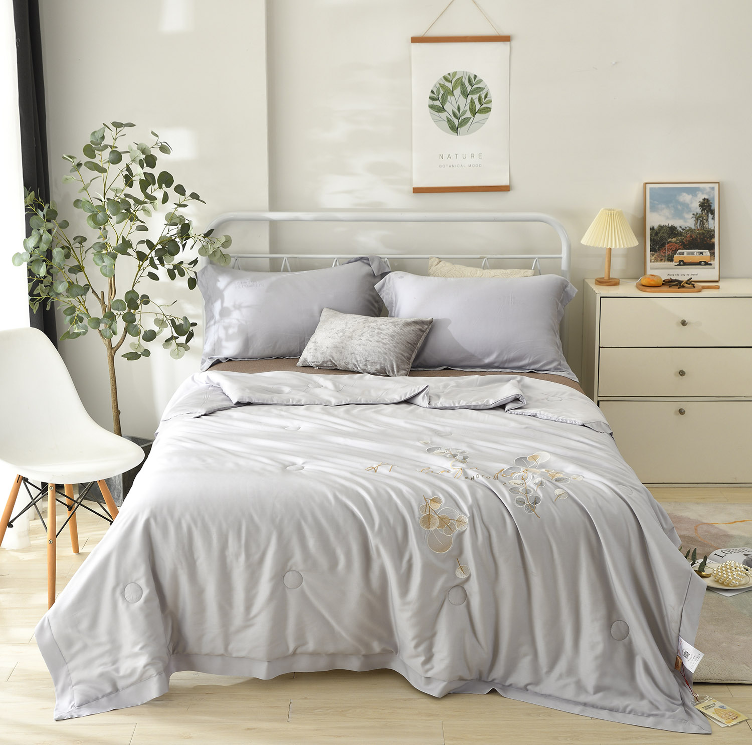 2022 Heavy Industry Embroidered Soybean Summer quilt washable machine Wash Summer Cool quilt Naked Sleeping thin quilt Specification image