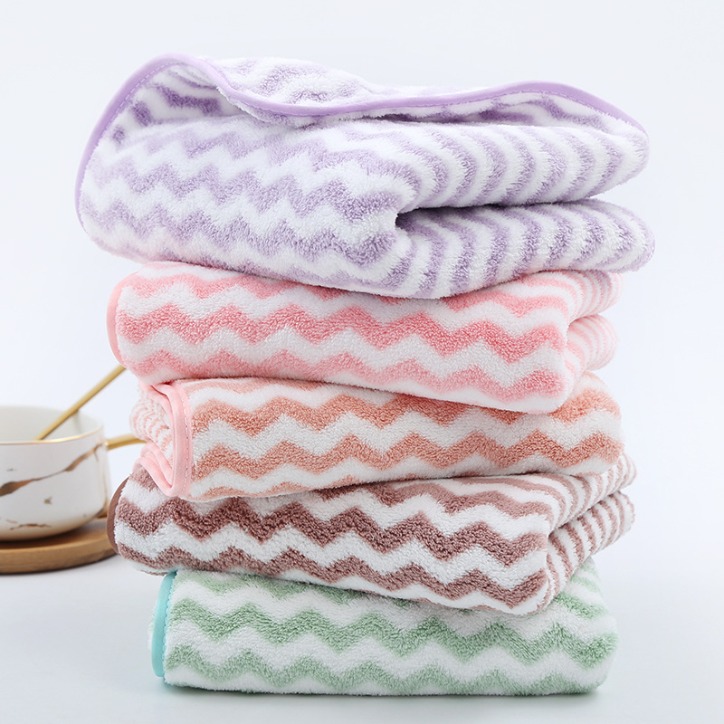 Wavy coral fleece cleaning face towel, bath towel, baby and toddler bath towel Specification image