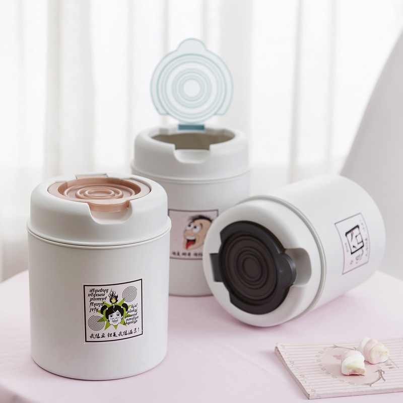 The new mini desktop trash can from X127 manufacturer is a creative household product with a lid for office and bedroom garbage storage Application Scenario