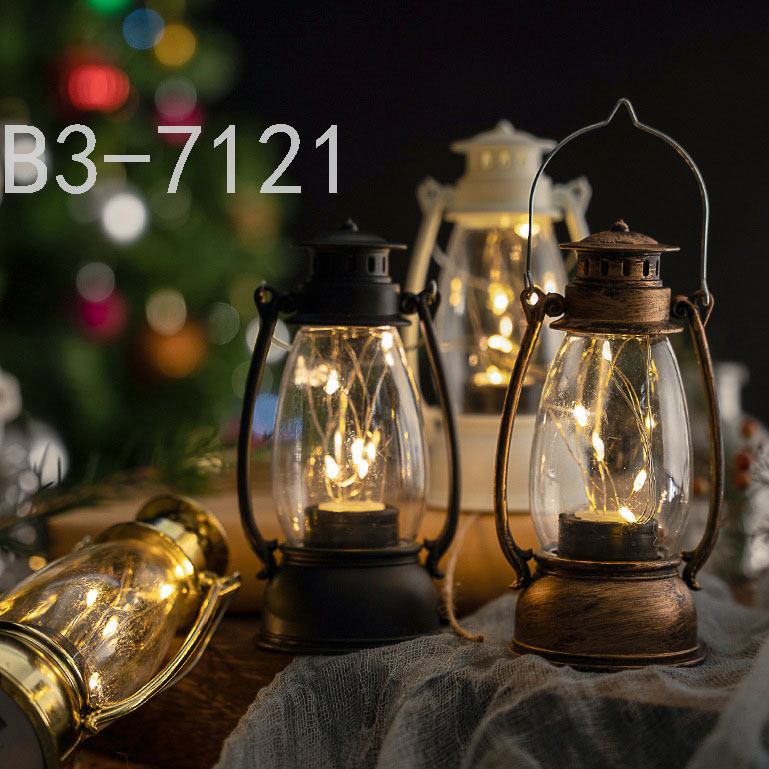 Christmas retro horse lanterns, electronic candles, wind lanterns, desktop ornaments, Halloween oil lanterns, scene decoration and arrangement