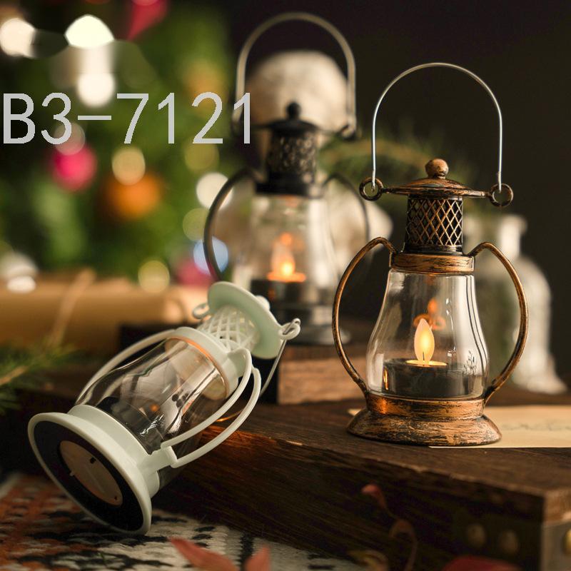 Christmas retro illuminated small wind lanterns, electronic candles, small horse lanterns, Halloween oil lanterns, scene decoration and arrangement