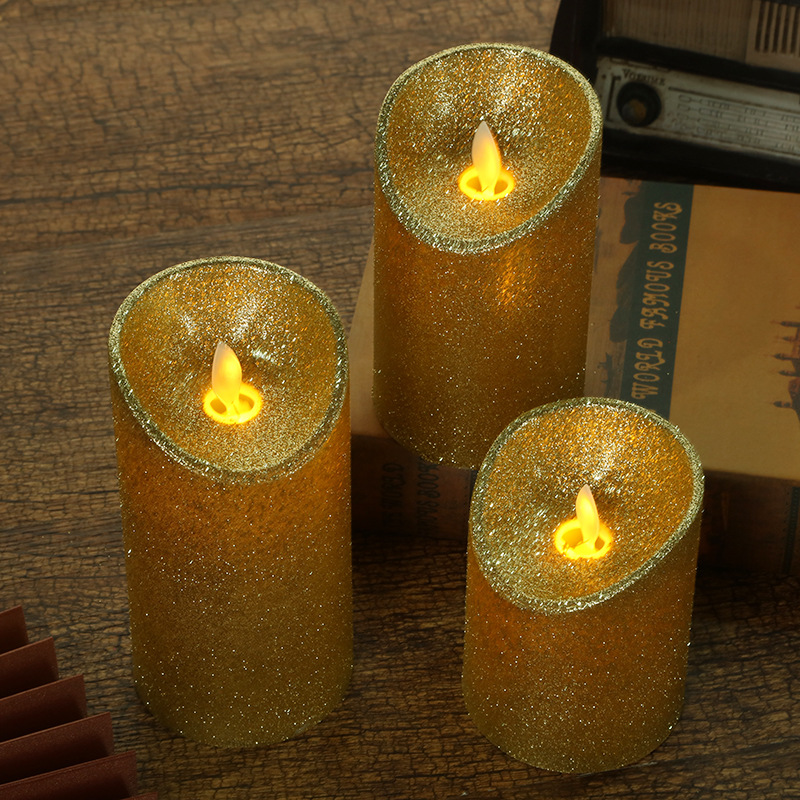 Sprinkle gold powder and shake the candlelight lamp to simulate a candle lamp