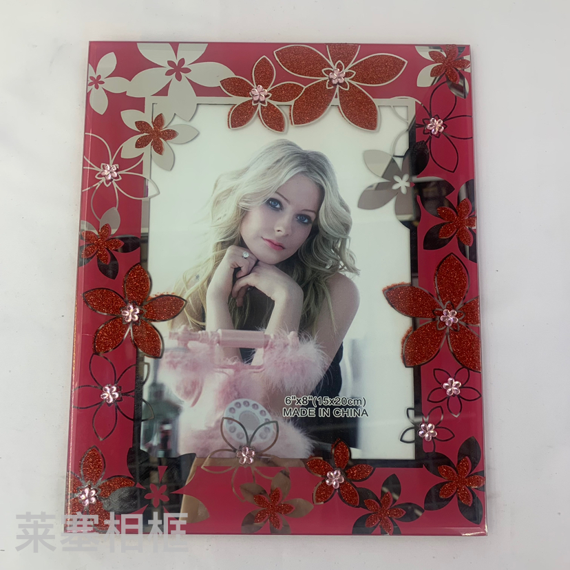 Printed powder with diamonds series of decorative items, creative home decoration, living room and bedroom handicrafts, photos, glass photo frames Application Scenario