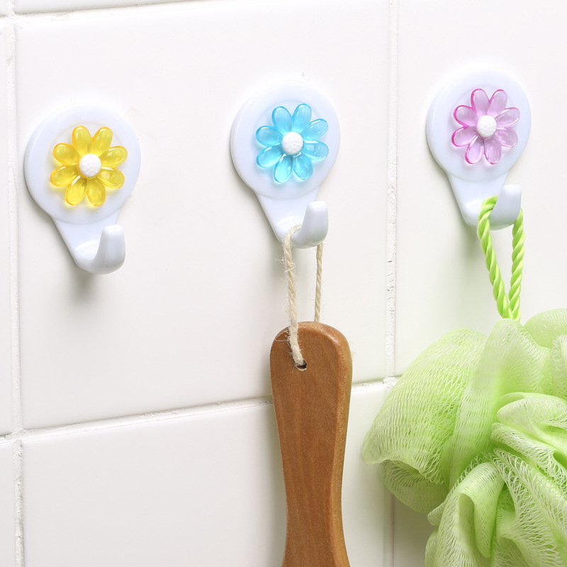 W15 Three strong wall adhesive hooks, plastic cartoon bedroom clothes hooks, miscellaneous door rear hanging hooks wholesale Specification image