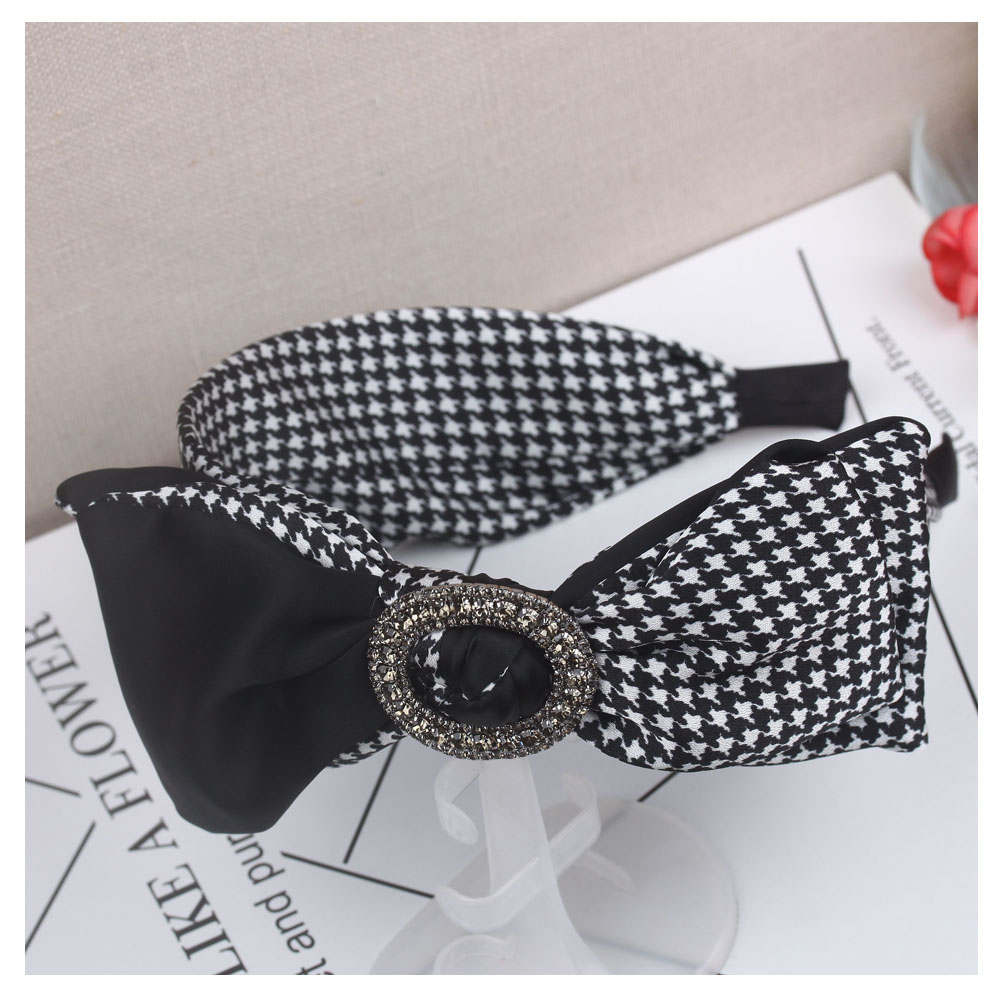 Wholesale of accessories: Asymmetrical bow wide-edge hair bands for women, Korean Internet celebrity hair clips, simple and versatile hair accessories headbands