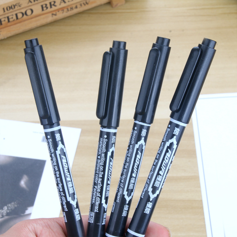 Wholesale of new creative double-headed marker pens, small double-headed outlining pens, marking pens, CD pens and outline pens from Japan and South Korea details Picture