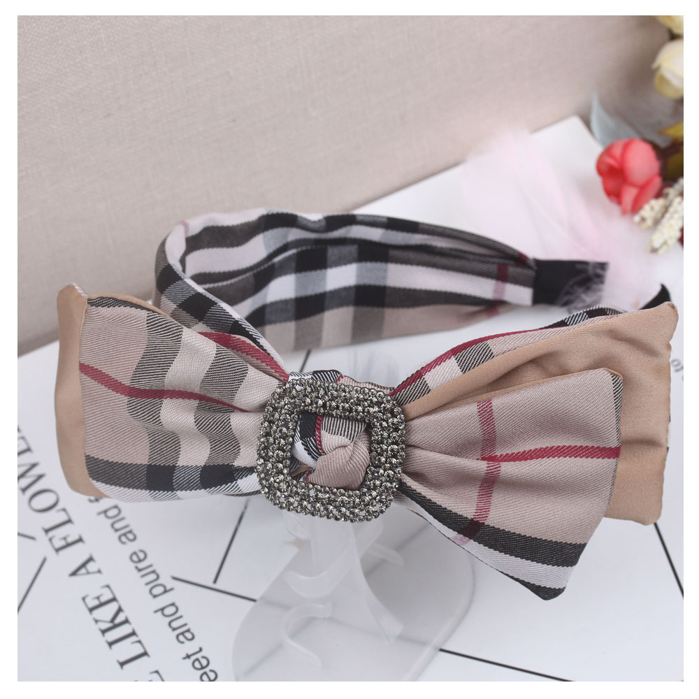 Wholesale of accessories: Asymmetrical bow wide-edge hair bands for women, Korean Internet celebrity hair clips, simple and versatile hair accessories headbands details Picture