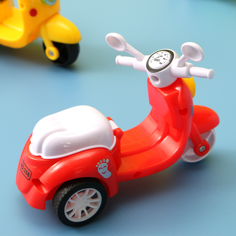 Hui Li Car, small motorcycle, children's small toys, 1-3 years old toy cars, children's gifts, ground promotion, opening gifts, return with gifts Application Scenario