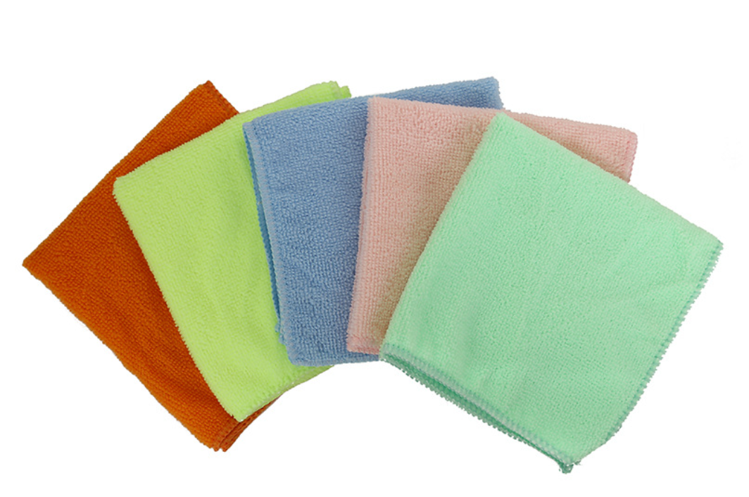 Macron color series thickened microfiber cleaning cloth, absorbent kitchen cleaning dishwashing scouring pad Application Scenario