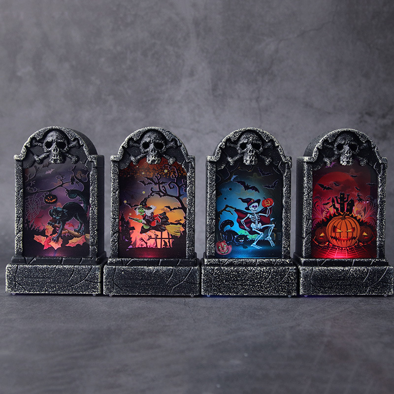 For the Ghost Festival, decorate the atmosphere of the haunted house and set up props like charcoal fire details Picture