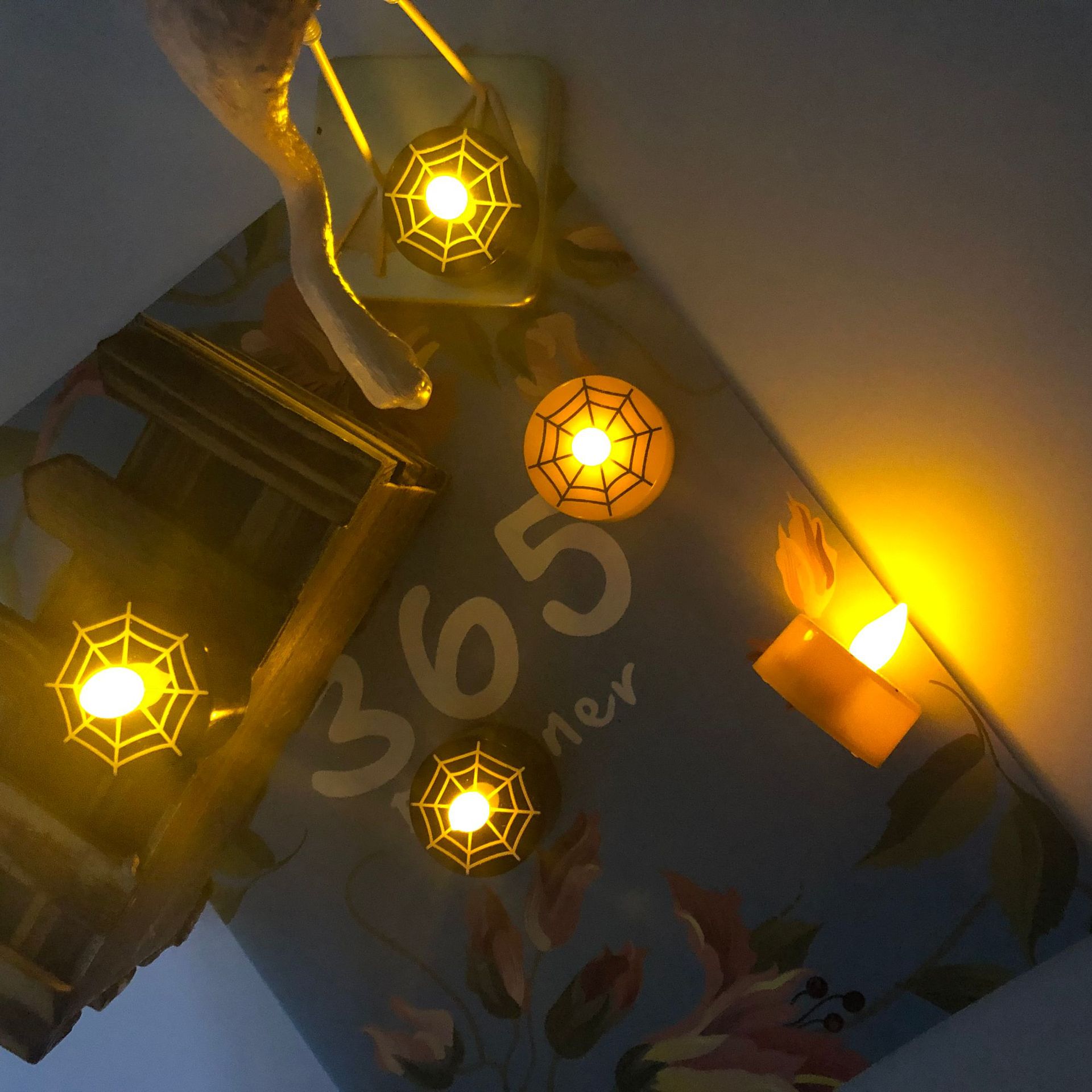 led candle lights, Halloween atmosphere, spider web candle lights, decorative small tea lights Specification image