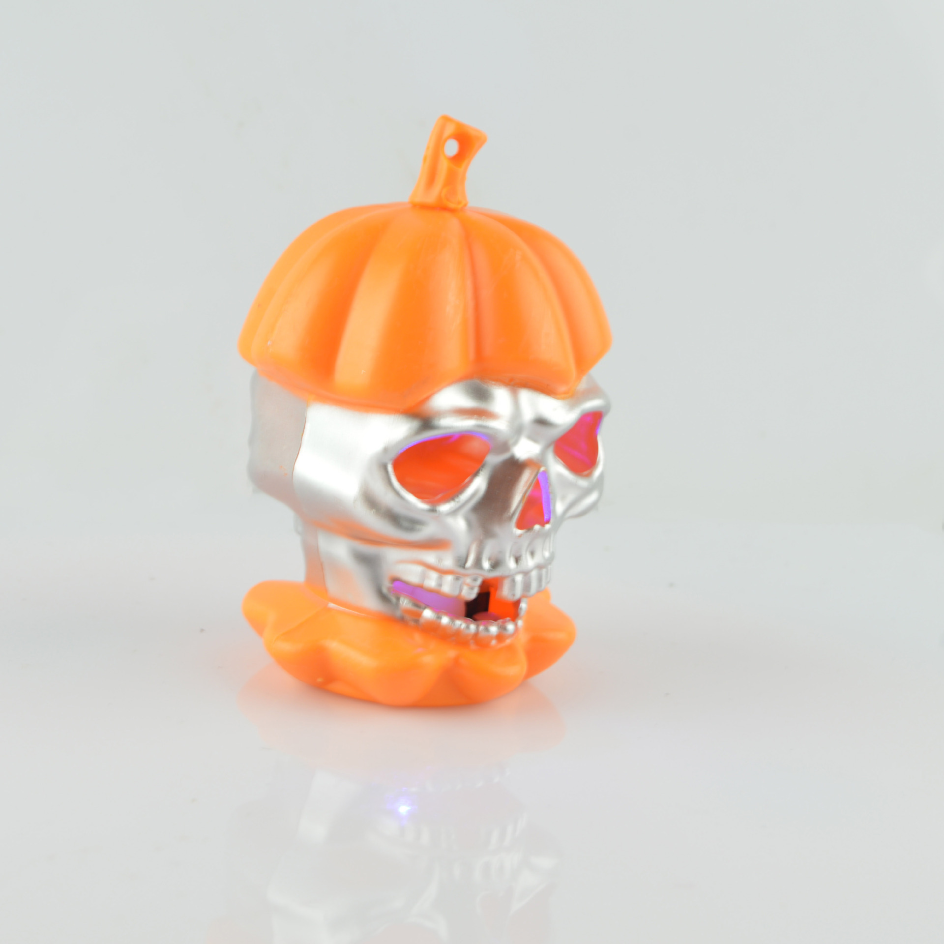 New styles of Halloween lanterns with hollowed-out skulls, small horse lanterns and pumpkin lanterns Specification image