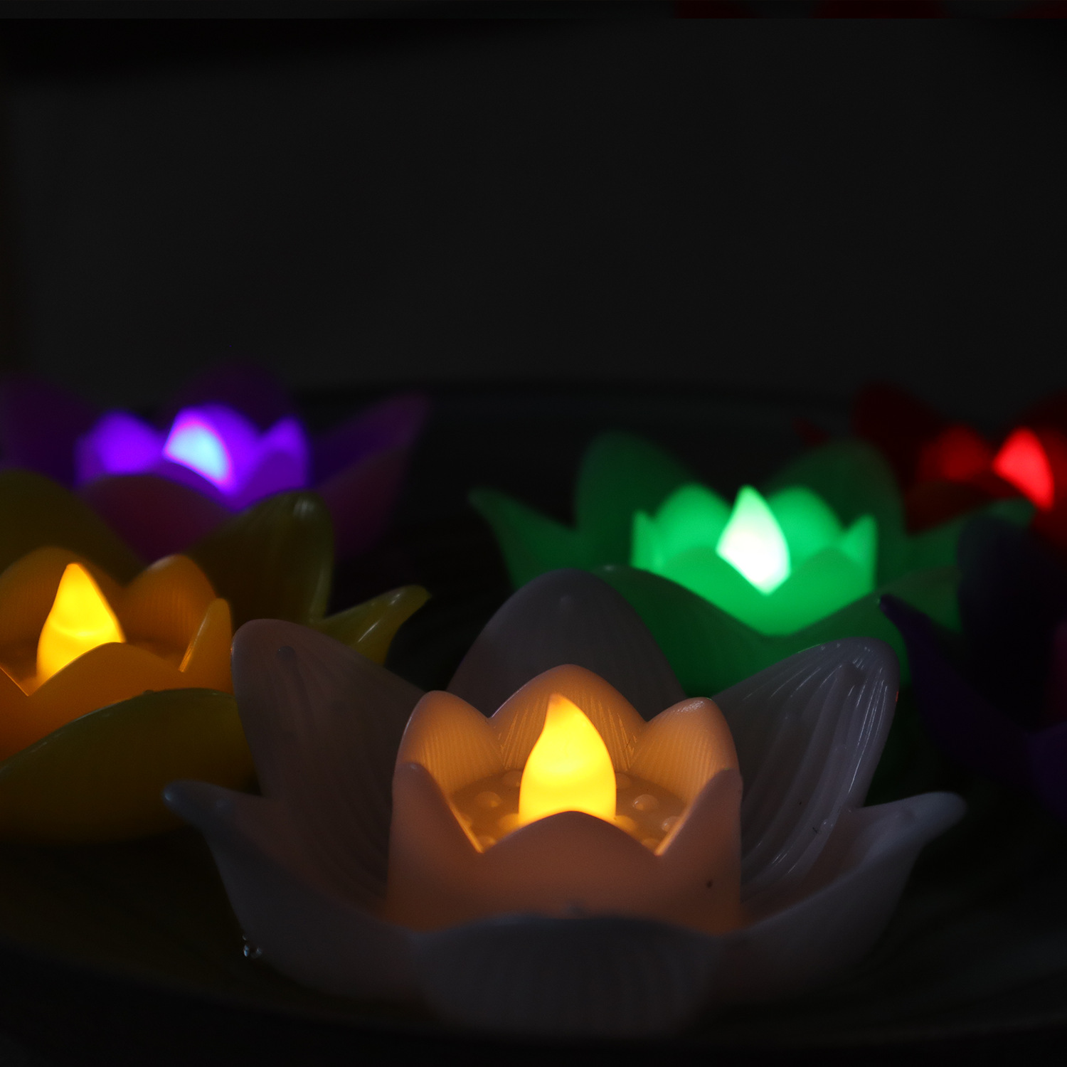 莲花浮水蜡烛漂浮防水LED电子莲花蜡烛灯遇水详情图2