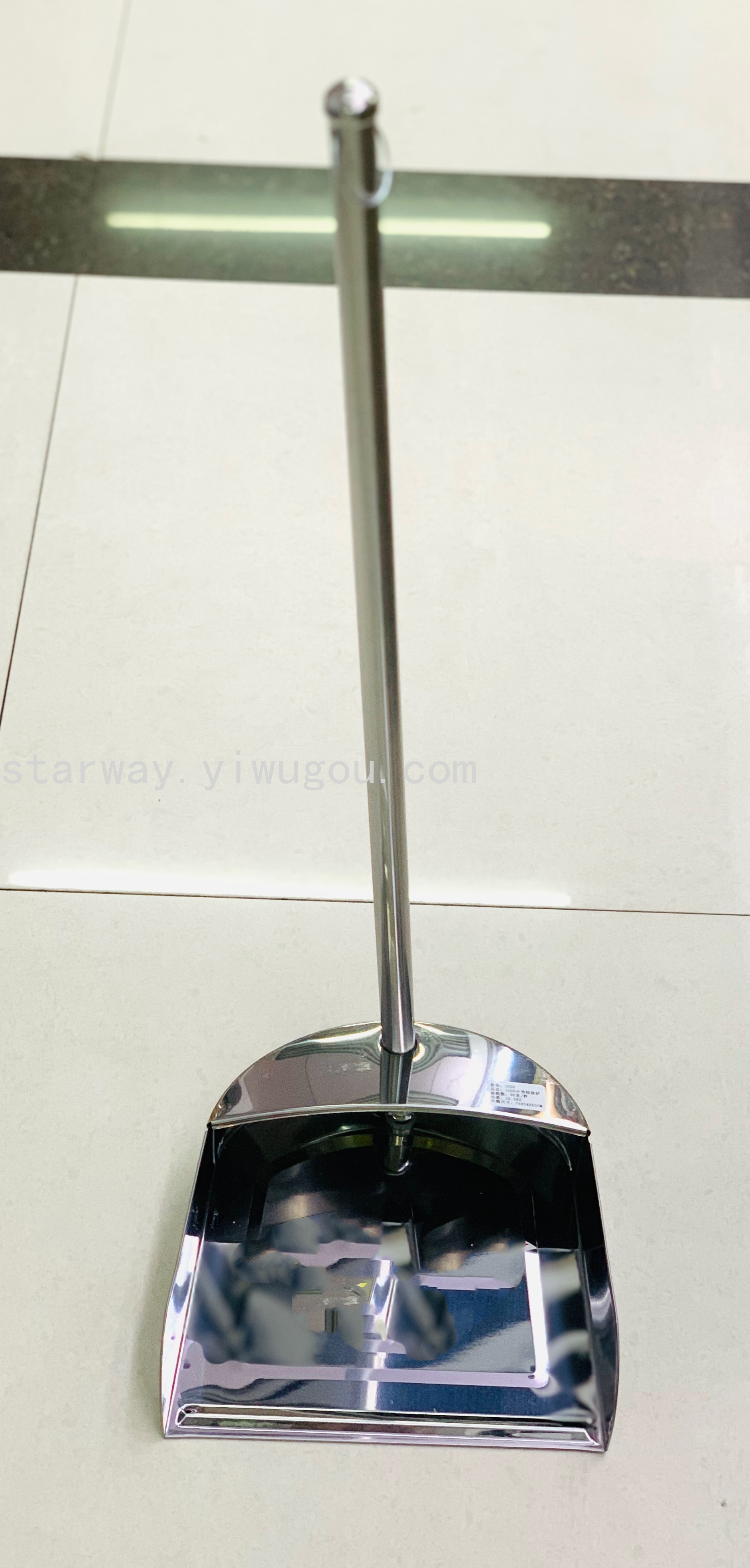 Thickened stainless steel garbage shovel, garbage bin, individual dustpan, striving hard, garbage shovel Specification image