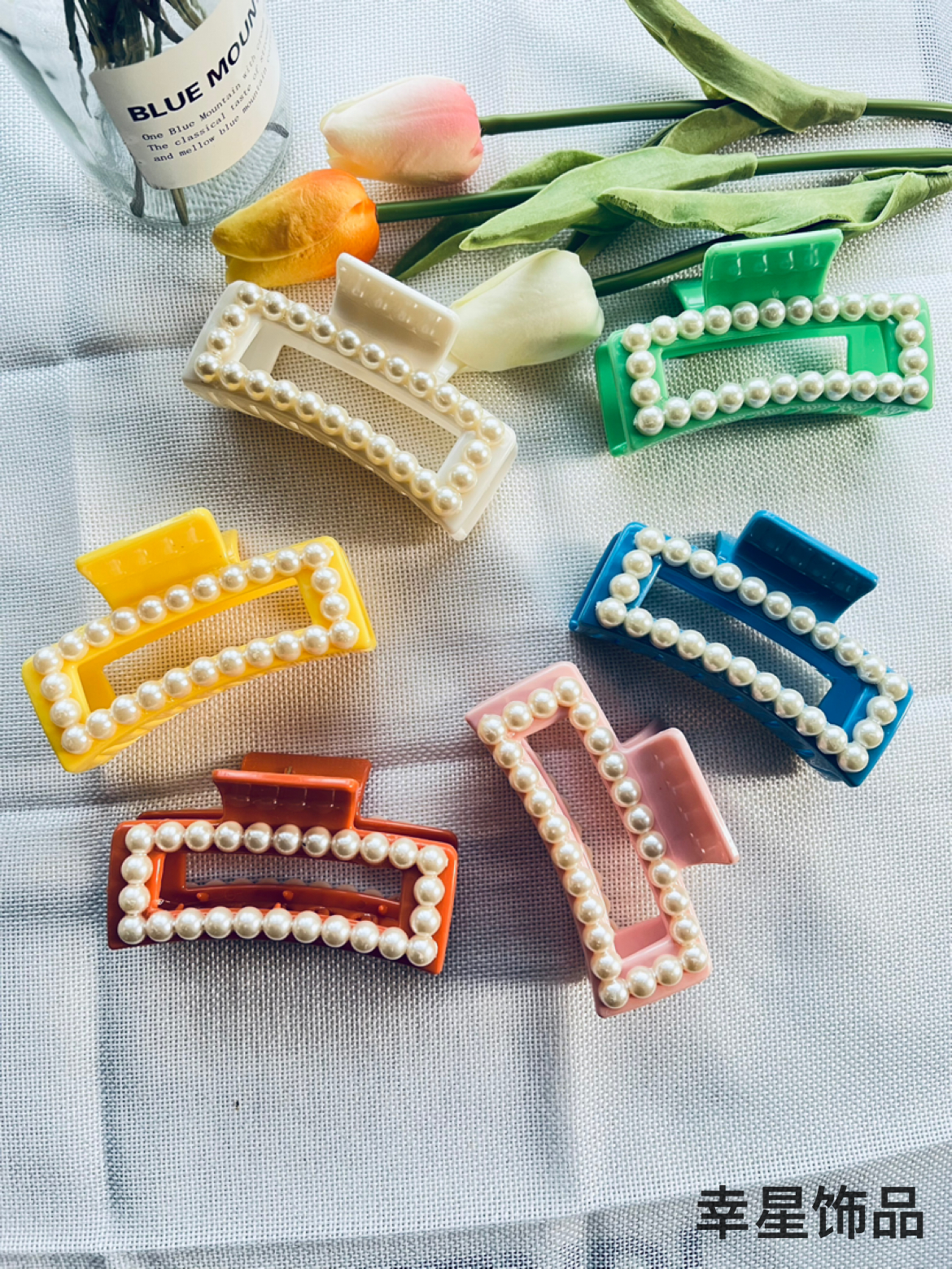 YAJA's large shark clip, pearl grab clip, back head plate, side hair clip, a new trendy hair accessory for going out to wash your face