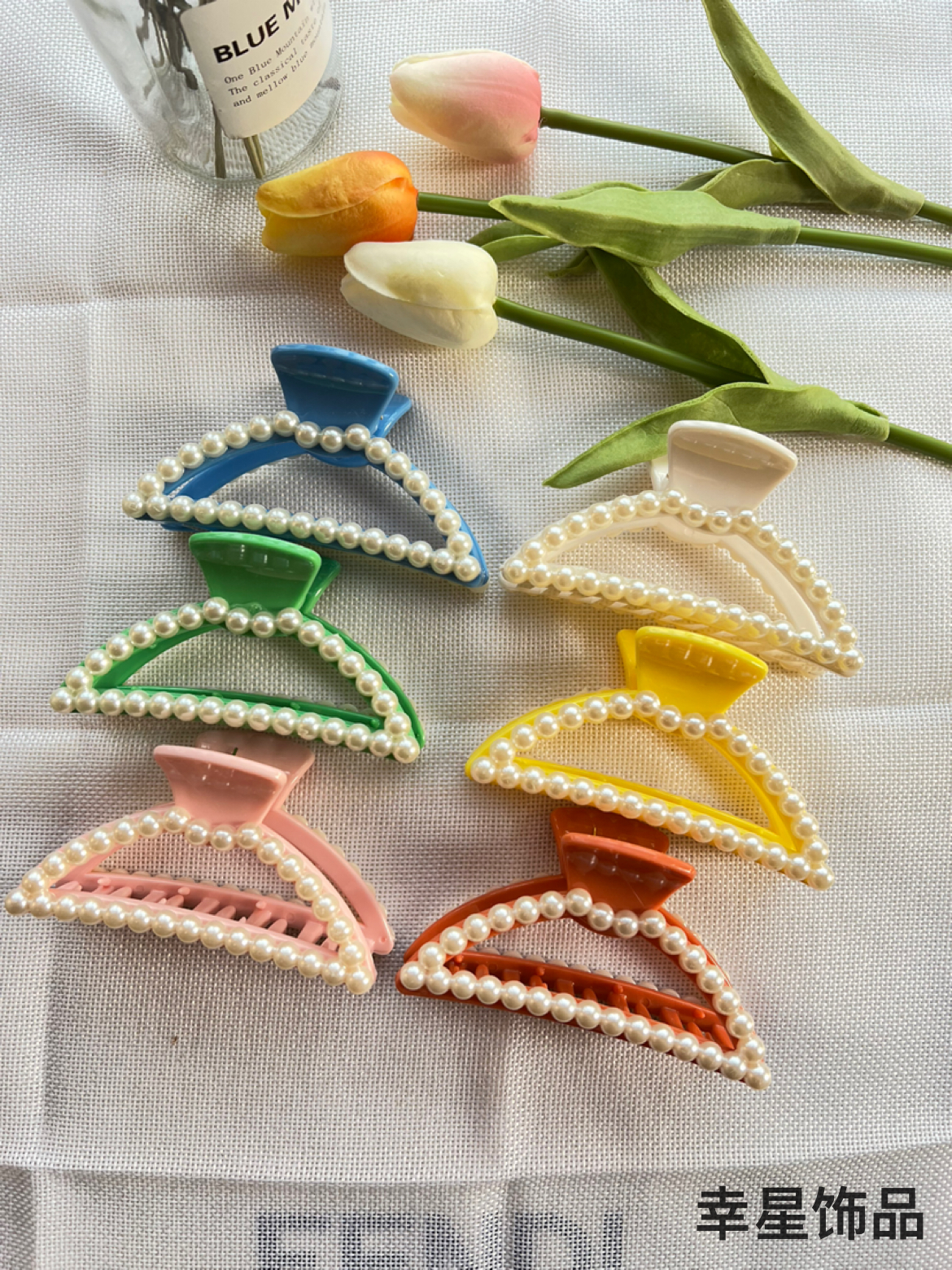 YAJA's large shark clip, pearl grab clip, back head plate, side hair clip, a new trendy hair accessory for going out to wash your face Specification image