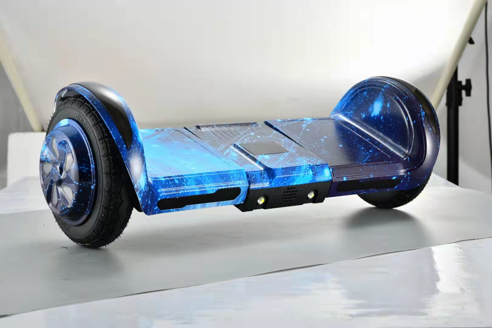 The 2022 new balance bike comes with a music strap display Specification image