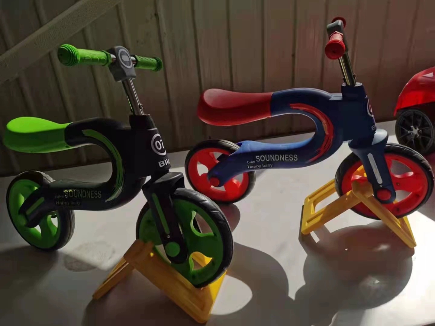 New children 's balance scooters 1-3-6 years old pedal baby sliding scooters, yo-yo sliding scooters, wholesale of foreign trade gift scooters Item Picture