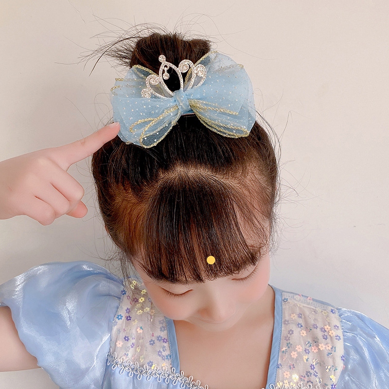Korean super fairy three-dimensional bow hair clip, children's hair accessory, girl little princess crown top clip, cute headwear Application Scenario