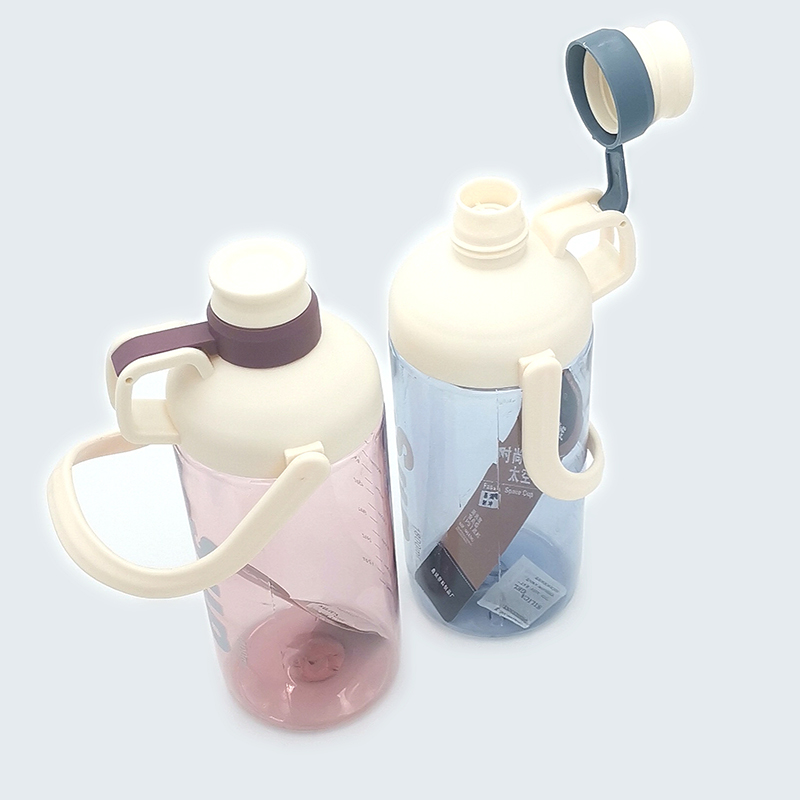 P1413A-5 portable Space Cup, Sports water bottle, Fitness water bottle, children's high-temperature resistant straw, Space cup Application Scenario