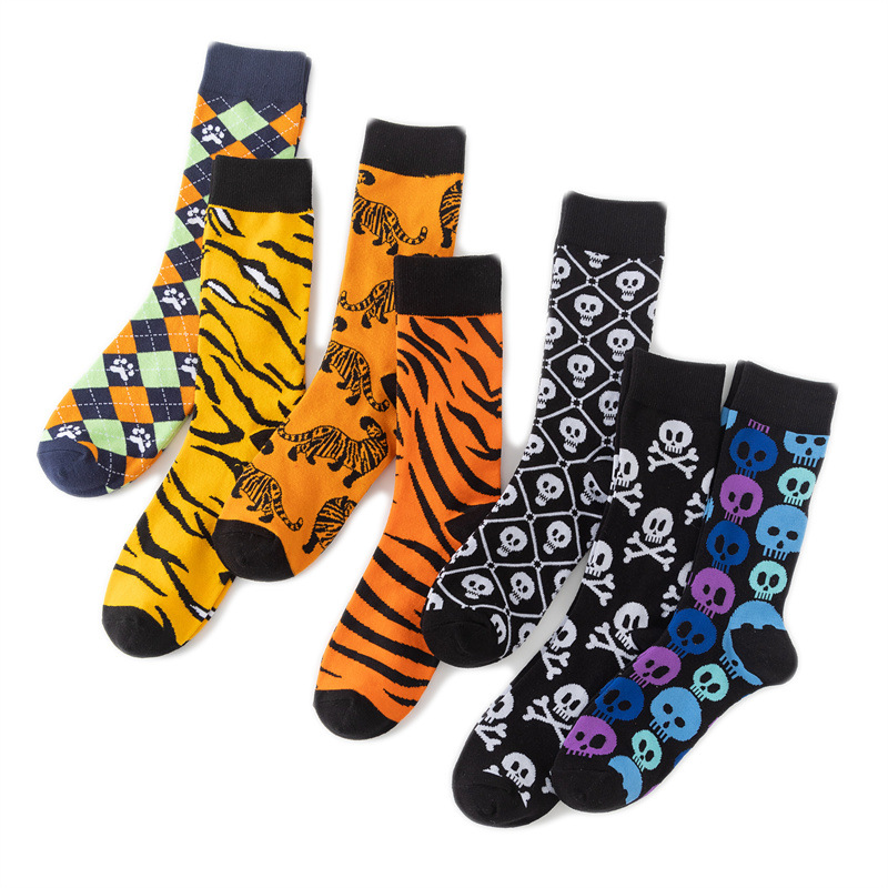 Tiger cartoon socks, cotton mid-calf socks for the Year of the Tiger, cross-border animal colorful men's and women's socks, skull skateboard socks, personalized leopard print socks details Picture