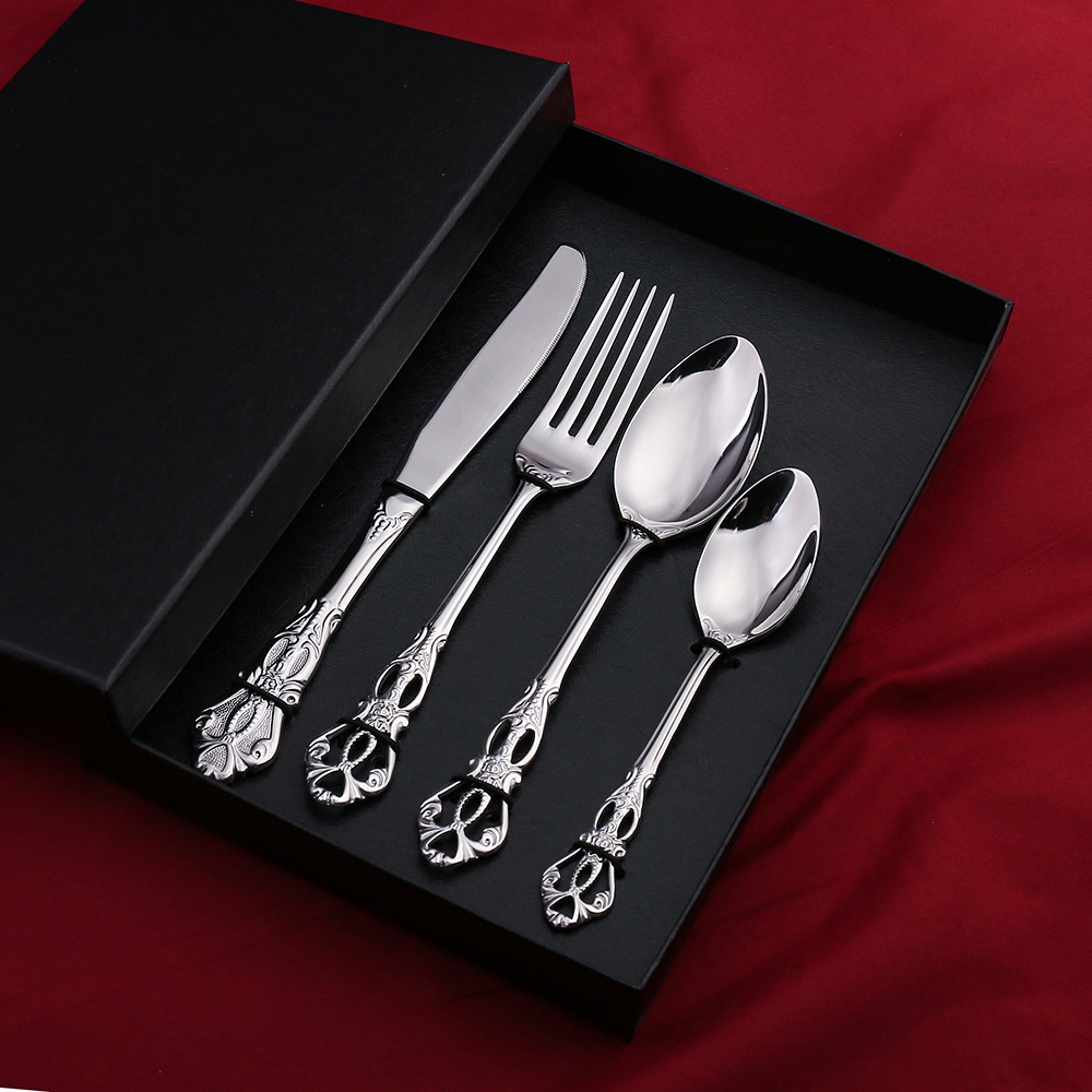 A European Retro Relief Imperial Tableware set, 304 stainless steel steak knife and fork, hotel Western cuisine knife, fork and spoon Application Scenario