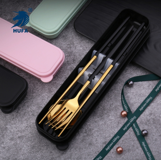 A set of stainless steel gold-plated Portuguese spoons, forks and chopsticks for student and adult outdoor portable tableware as a gift