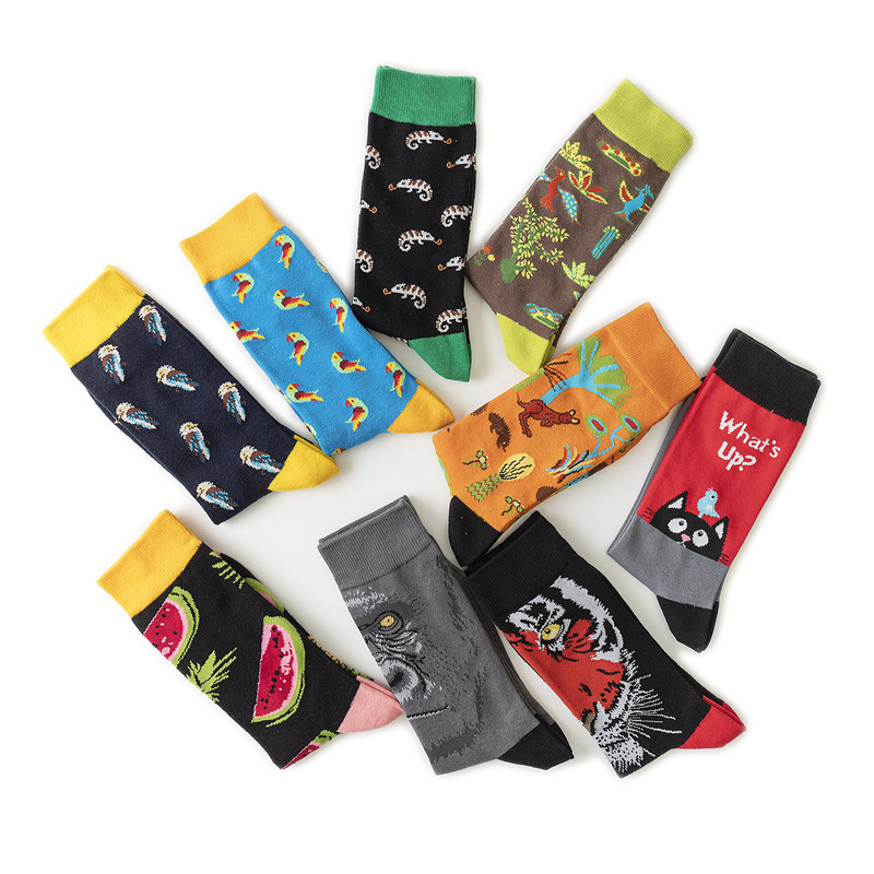 European and American trendy cotton fruit unisexual socks for men and women, fruit pattern ins trendy socks, personalized animal mid-calf socks details Picture