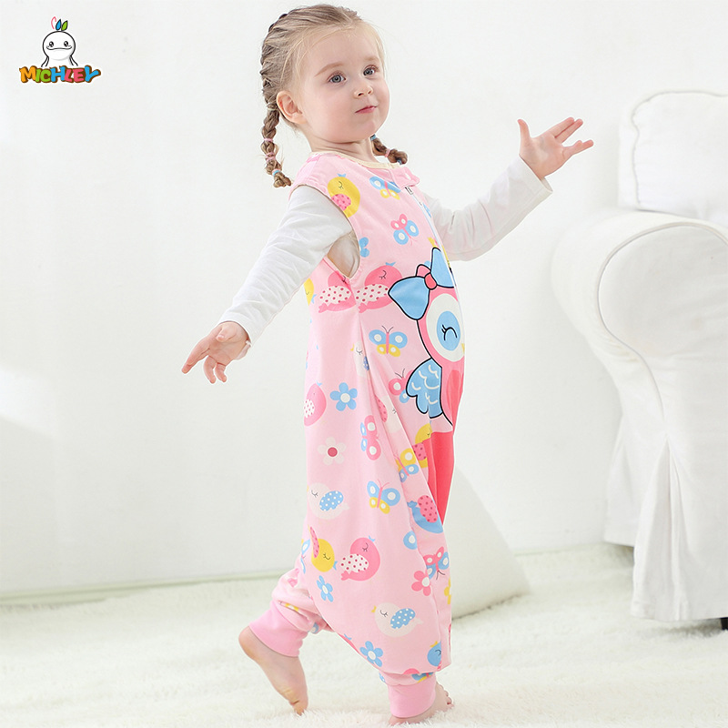 Four Seasons Baby Split Legs Sleeping Bag Cartoon Cute Shape Baby Pajamas Children's Home Wear Application Scenario