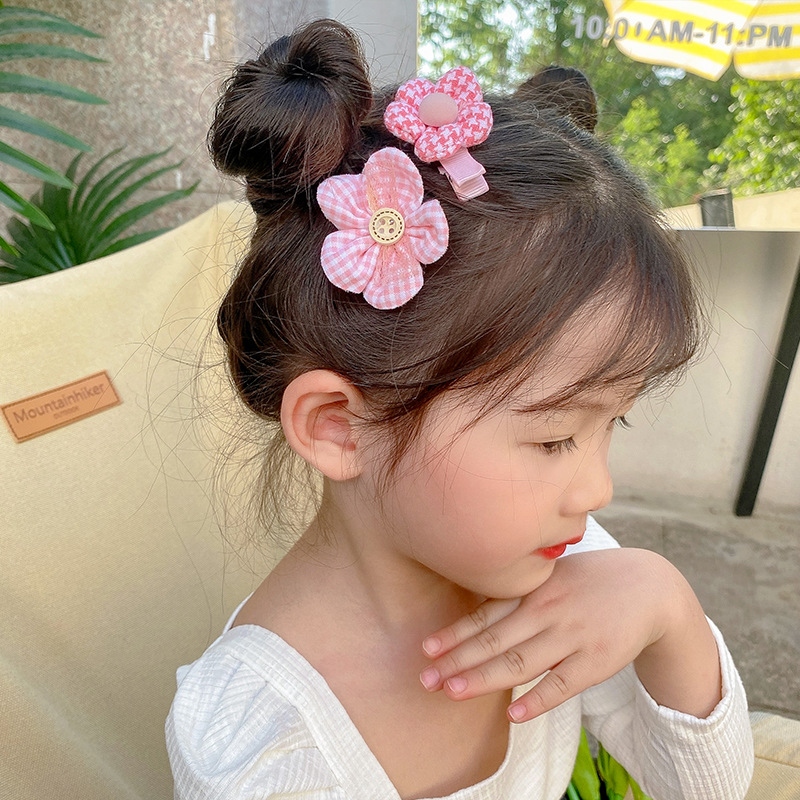 Children's hair clips, girls' hair clips, summer hair flowers, baby girls' bow hair accessories, little girls' card broken hair clips, headwear Application Scenario