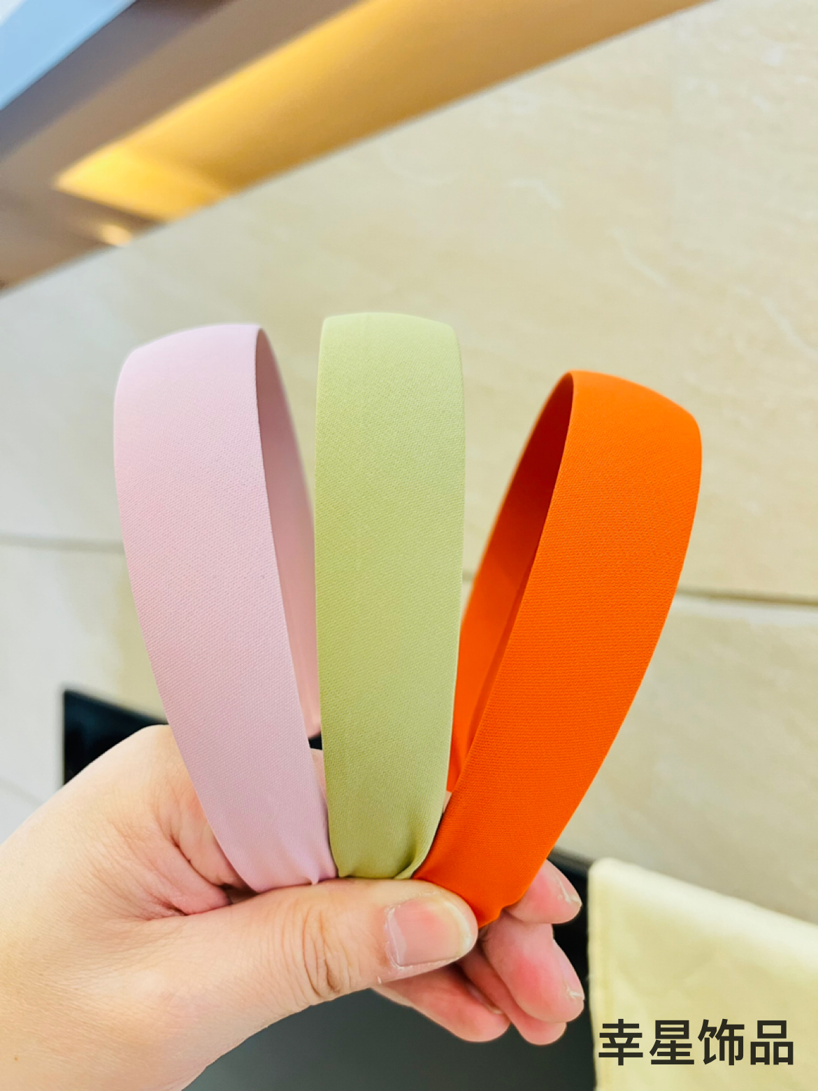 Yong Ai Jiu Ai simple solid color hair band, women's broken hair, Hong Kong-style wide edge color hair clip, retro style headband hair accessory details Picture