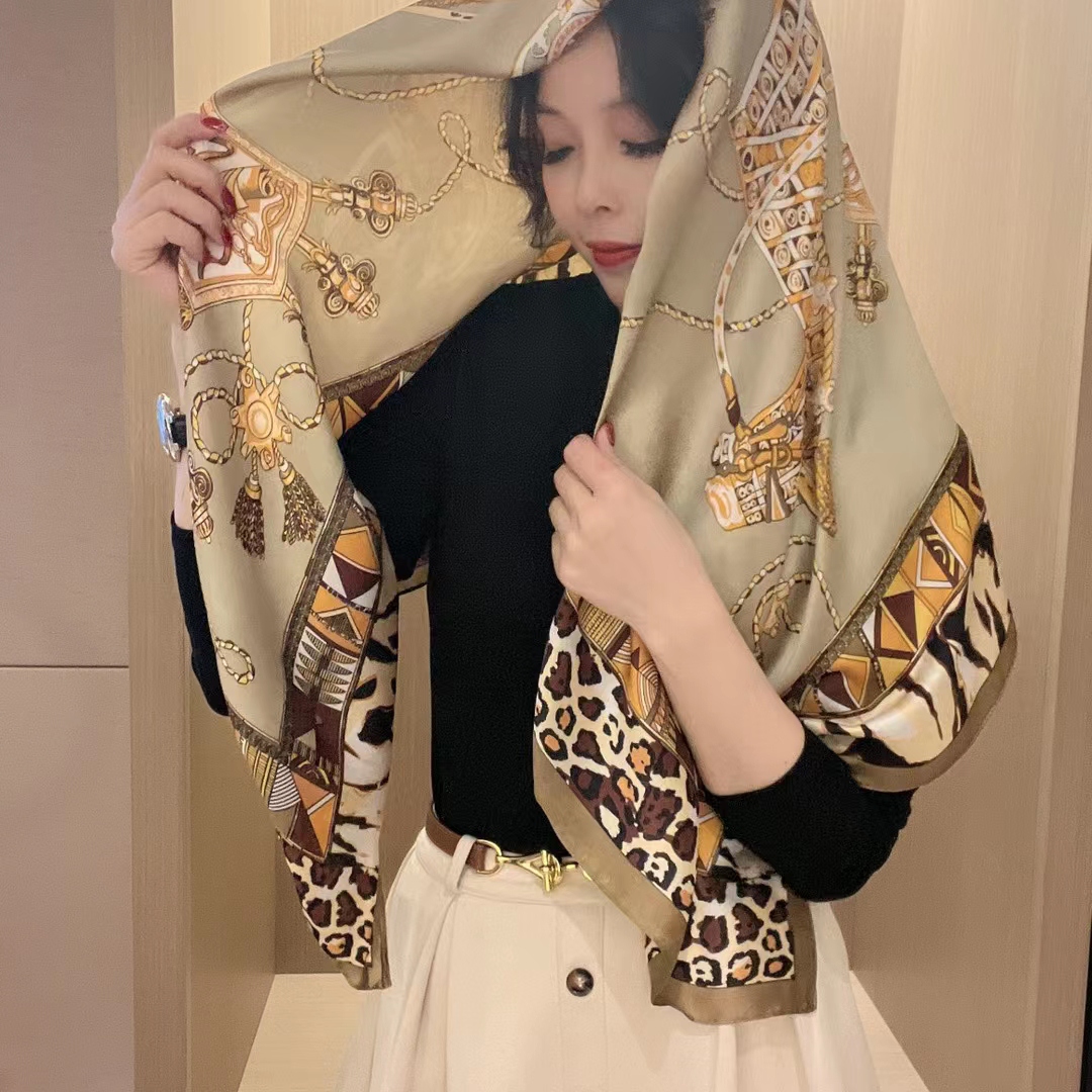 Spring/Summer 2022 New Printed 110 Silk Scarf Women's Imitation Silk Large Square Shawl Shade Decorative Beach Towel Shawl Specification drawing