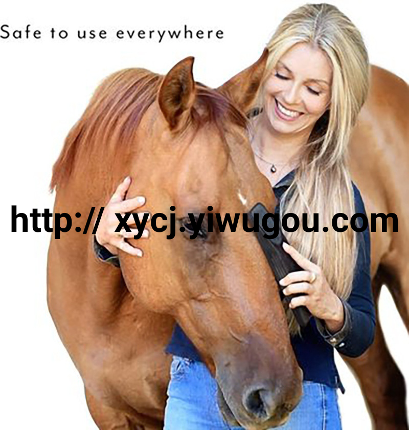 Amazon StripHair, a multi-functional horse brush, is a cleaning and massage tool for horses Item Picture