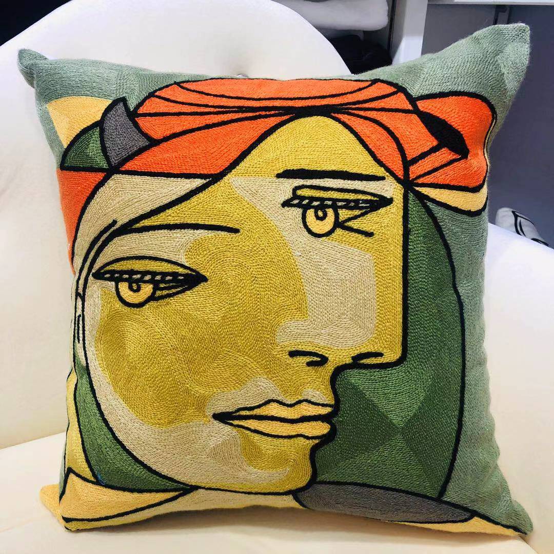 Picasso pillowcase, full-page embroidered abstract art sofa, Amazon cross-border cushion without core Application Scenario