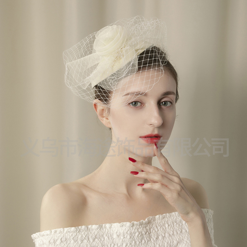 New French off-white mesh top hat, simple and short photo prop, bride's hair accessory, top hat for women Application Scenario