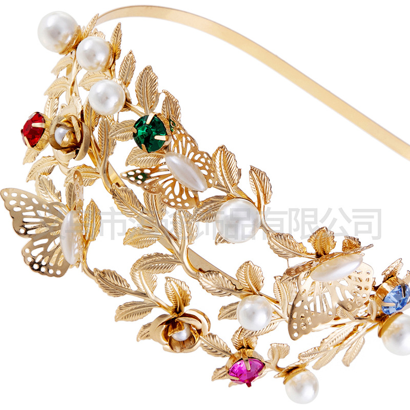 New cross-rhinestone headband, metal butterfly alloy pearl imitation hair accessory, flower headband, Baroque retro headband Application Scenario