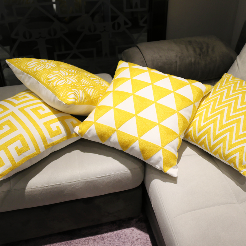 Nordic geometric embroidered flower pillowcase model room, cotton and linen cushions, simple living room sofa, yellow bay window style pillow details Picture