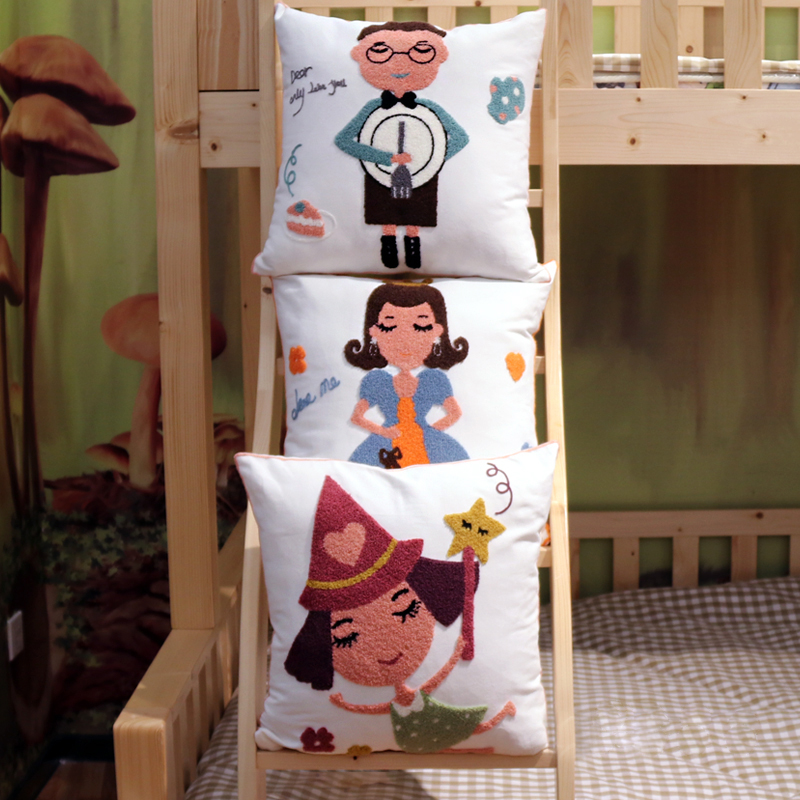 Cartoon children's room, embroidered flower cushions, pure cotton cushions, handcrafted cushions, simple and modern sofa, car cushions, nap time Application Scenario