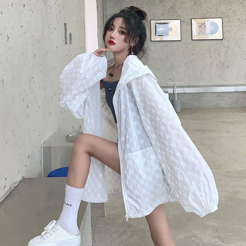 防晒衣女夏季新款长袖冰丝薄外套防紫外线宽松韩版学生反光上衣潮