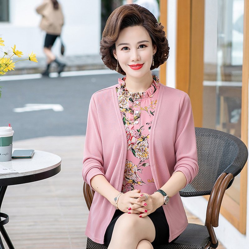 妈妈春装长袖打底衫假两件大码中老年女春秋宽松上衣洋气新款衬衣
