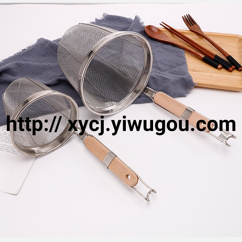 Stainless steel filter screen spoon, multi-functional wooden handle oil filter, large strainer spoon, kitchen tool manufacturer Item Picture