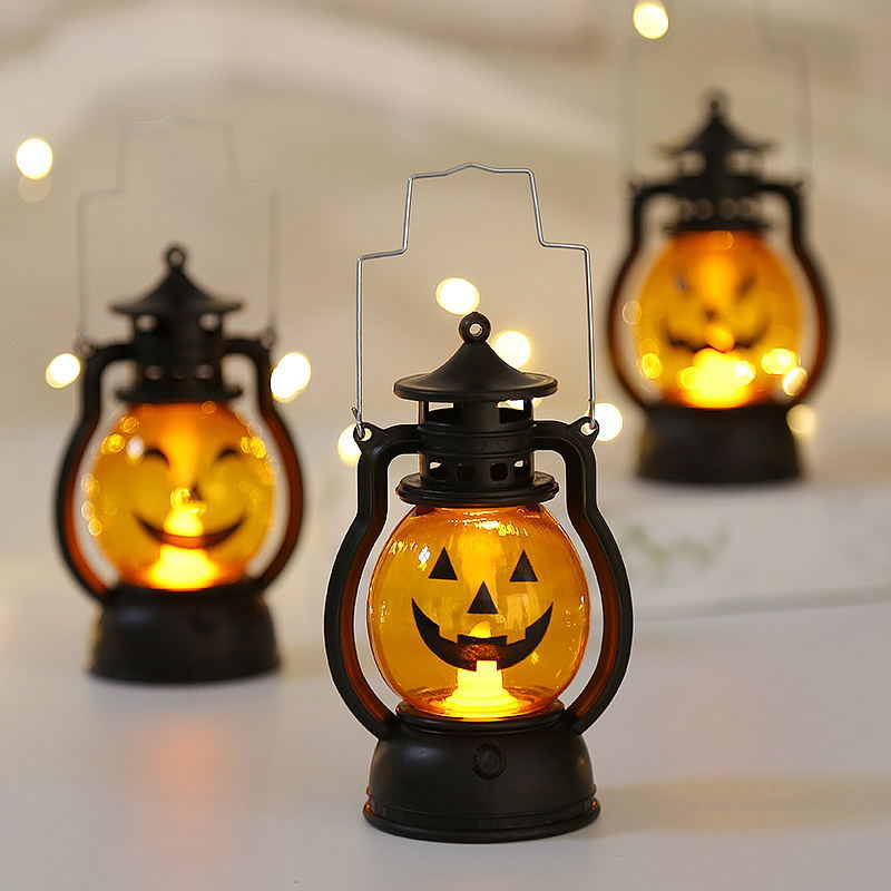Halloween oil lanterns, hand-held pumpkin lanterns, skull decorations, and small horse lanterns details Picture