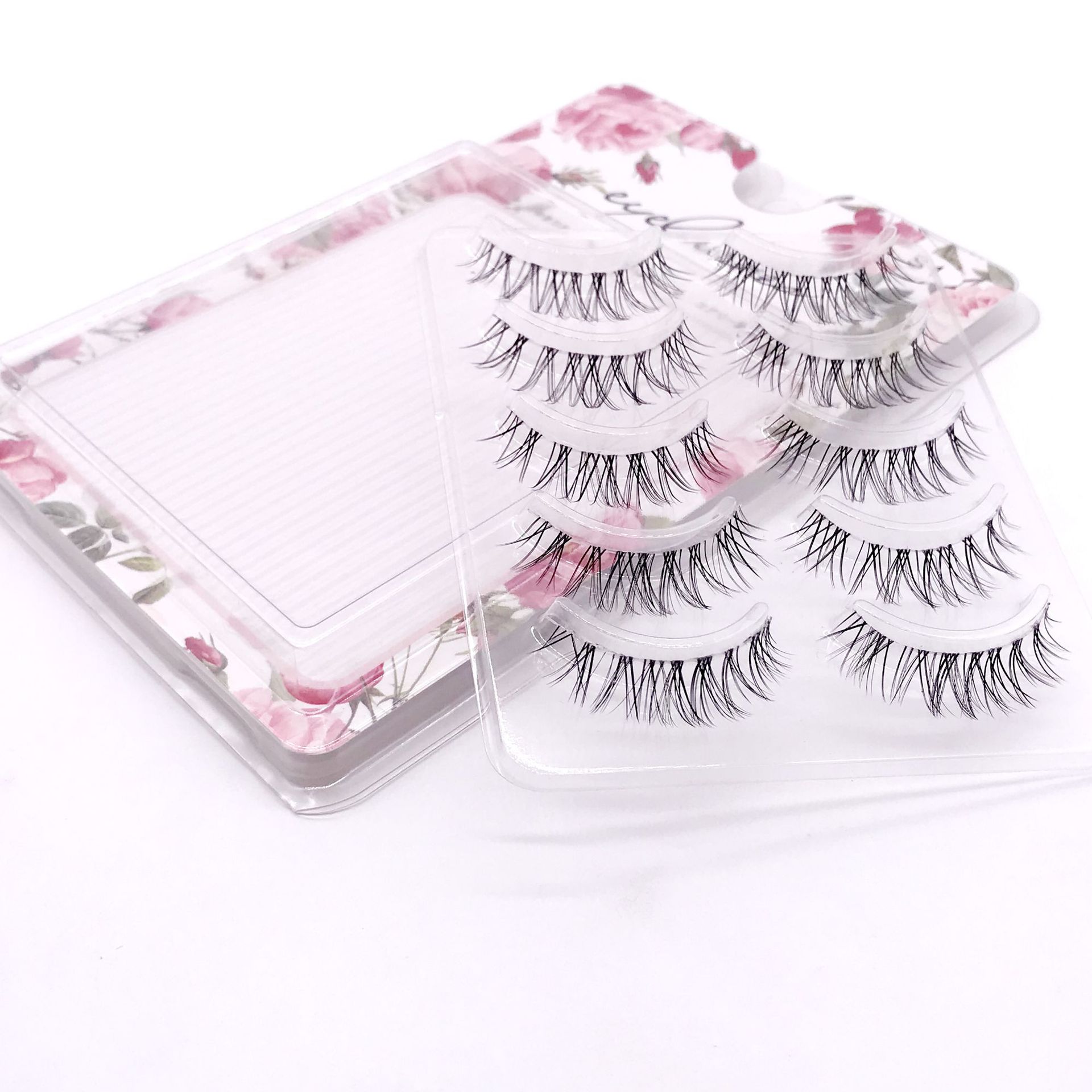 The Internet celebrity mainly promotes the natural five-pair set, transparent stem, sharpened false eyelashes, nude makeup, and realistic three-dimensional eyelash factory wholesale details Picture