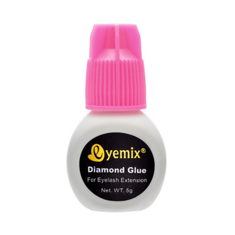 2019 New Korean eyelash extension glue 5g Ultra-fast drying, long-lasting, low-odor powder cap extension glue in 1 second Application Scenario