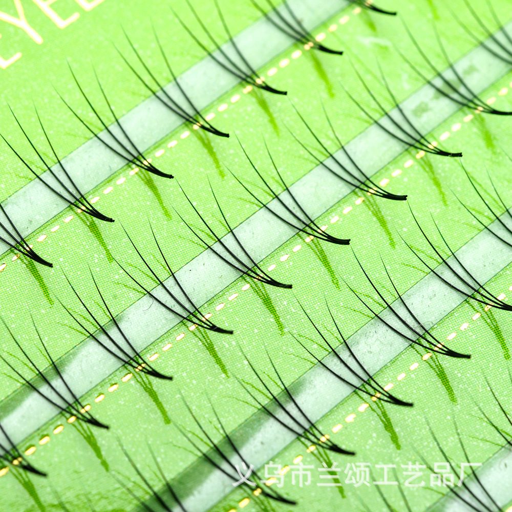 Camellia flowers are in full bloom, and the hair can be picked at will without falling apart. Apply eyelashes in single clusters and grow false eyelashes. One piece for hair replacement Specification image