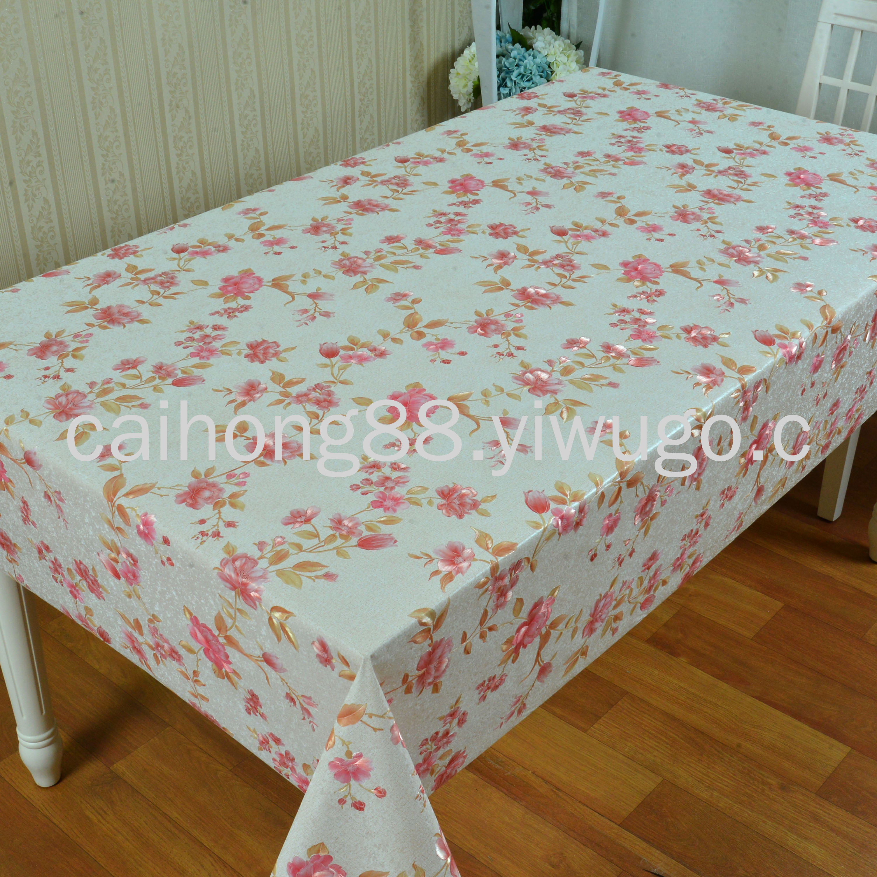 Factory direct sales of high-end, elegant, waterproof and no-wash decorative tablecloths with iridesy pastoral style printed yarn full figure