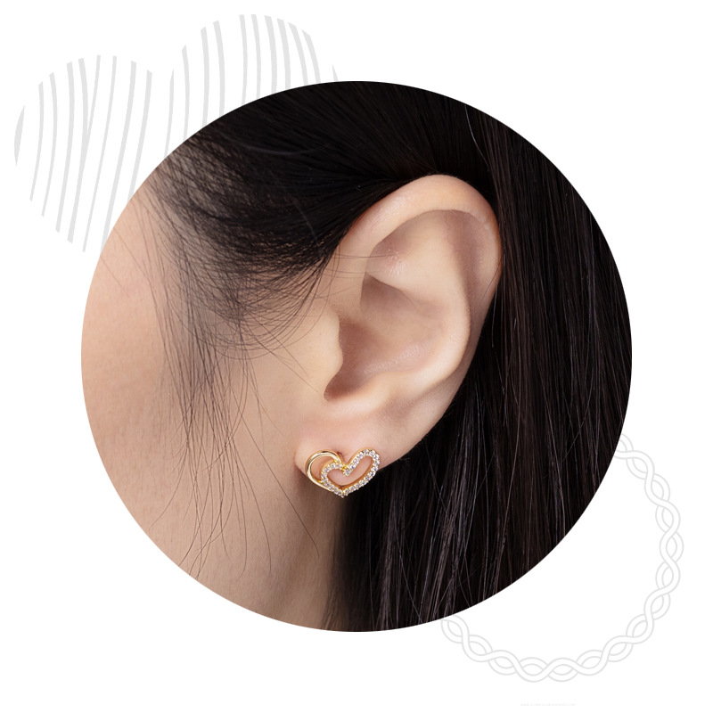 Xuping Jewelry's gold-plated Korean version heart-shaped studded zircon gold-plated stud earrings are fashionable, elegant and individual heart-shaped s925 silver pins Application Scenario