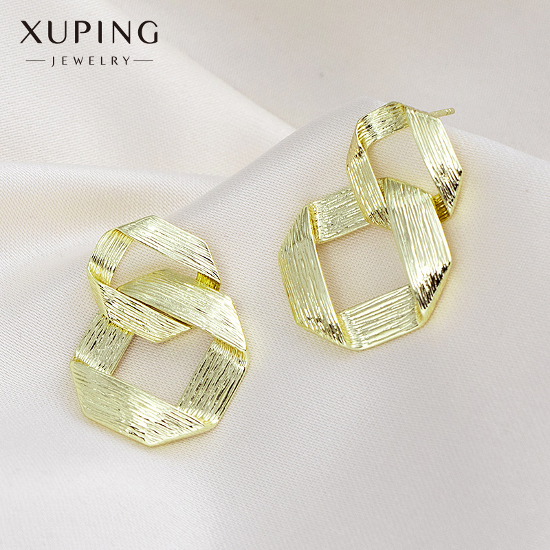 Xuping Jewelry's new S925 silver needle earrings from Europe and America feature a fashionable design with a square brushed style and a unique, cold look