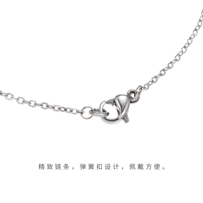 Xuping Jewelry's new copper alloy white gold-plated flower collarbone chain synthetic cubic zirconia necklace for women Application Scenario
