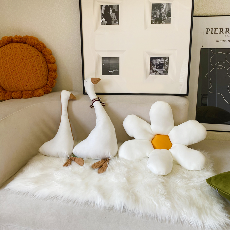 Orange checkered living room simple cushions, round solid color velvet multi-purpose lumbar support cushions, sofa throw pillows with a heart Specification image